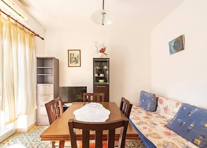 Vnazora N-524 Apartamento